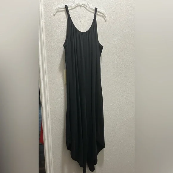 SHEIN LUNE Plus Solid Wide Leg Cami Jumpsuit - Picture 3 of 5